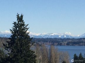 4411 NE 90th Street, Seattle WA 98115