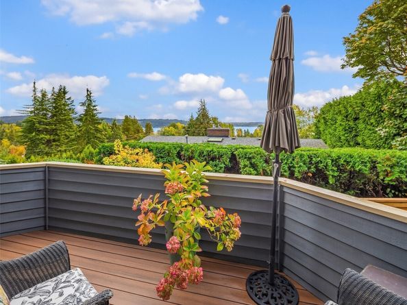 4411 NE 90th Street, Seattle WA 98115