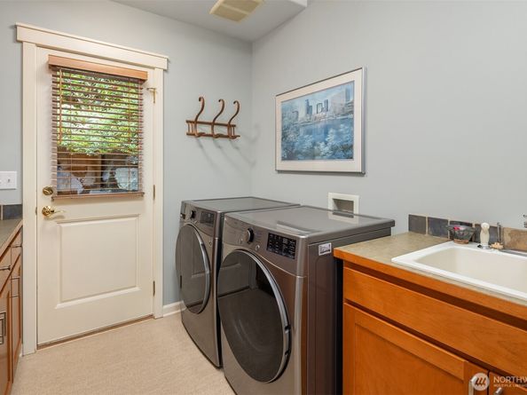 4411 NE 90th Street, Seattle WA 98115