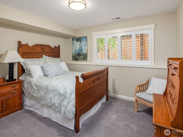 4411 NE 90th Street, Seattle WA 98115