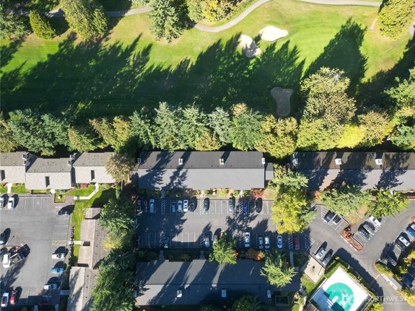 17514 SE 151th Avenue 12, Renton WA 98058