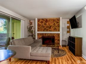 17514 SE 151th Avenue 12, Renton WA 98058