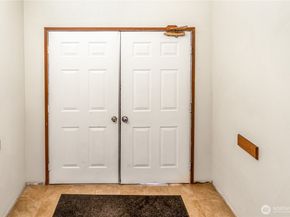 17514 SE 151th Avenue 12, Renton WA 98058