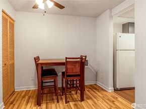 17514 SE 151th Avenue 12, Renton WA 98058