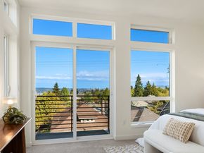 1244 15th Avenue E 9, Seattle WA 98112