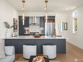 1244 15th Avenue E 9, Seattle WA 98112