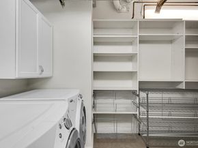 500 106 Avenue NE 2211, Bellevue WA 98004
