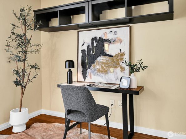 500 106 Avenue NE 2211, Bellevue WA 98004