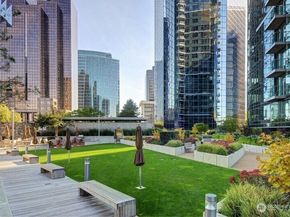 500 106 Avenue NE 2211, Bellevue WA 98004