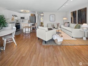 2501 Canterbury Lane E 221, Seattle WA 98112
