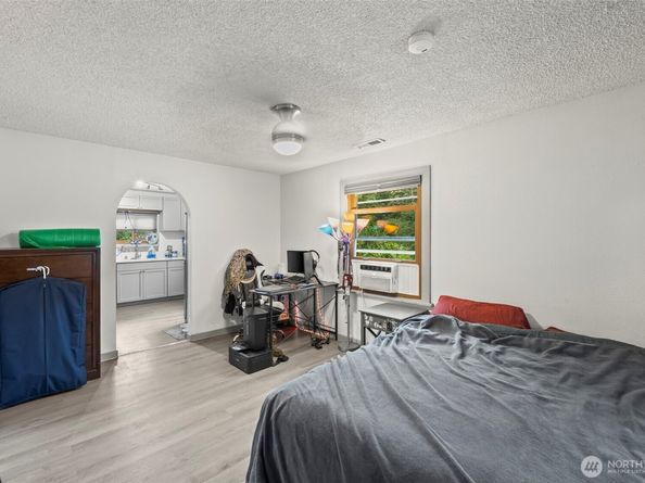 1180 Dorothy Avenue NW, Bremerton WA 98312