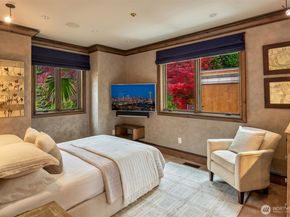 3639 W Mercer Way, Mercer Island WA 98040