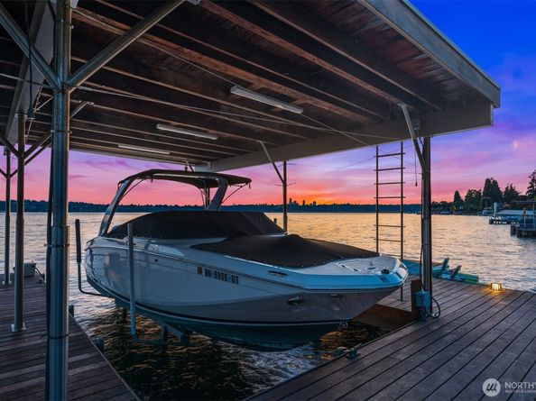 3639 W Mercer Way, Mercer Island WA 98040