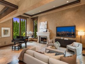 3639 W Mercer Way, Mercer Island WA 98040