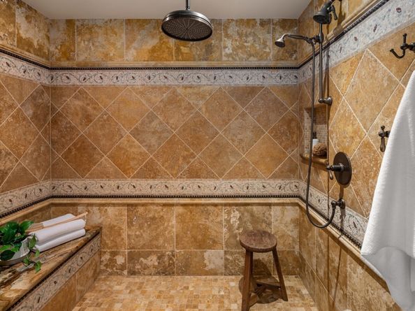 3639 W Mercer Way, Mercer Island WA 98040