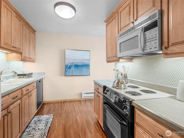 2510 W Bertona Street 322, Seattle WA 98199