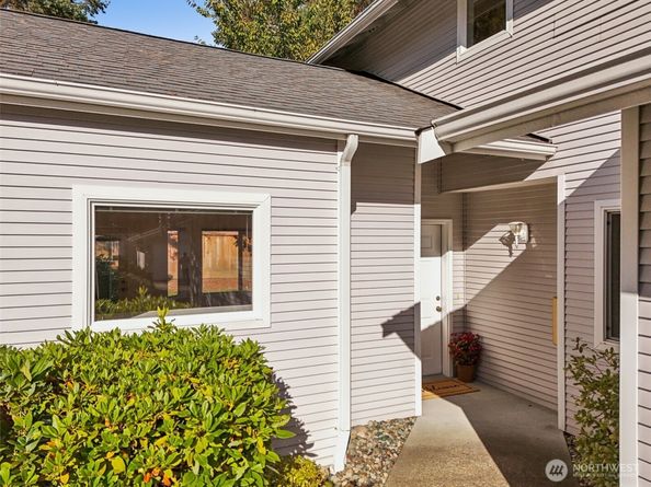 217 112 Street SW D103, Everett WA 98204