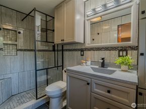3212 View Drive NW, Bremerton WA 98312