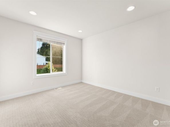 6603 Skipper Lane SE, Port Orchard WA 98367