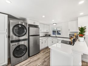 16715 8th Avenue NE, Shoreline WA 98155