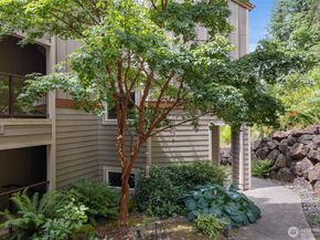 8980 Redmond Woodinville Road NE 101, Redmond WA 98052