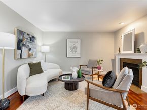 8980 Redmond Woodinville Road NE 101, Redmond WA 98052