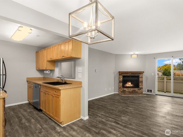 14200 NE 171st Street D202, Woodinville WA 98072