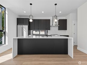 218 21st Avenue E, Seattle WA 98112
