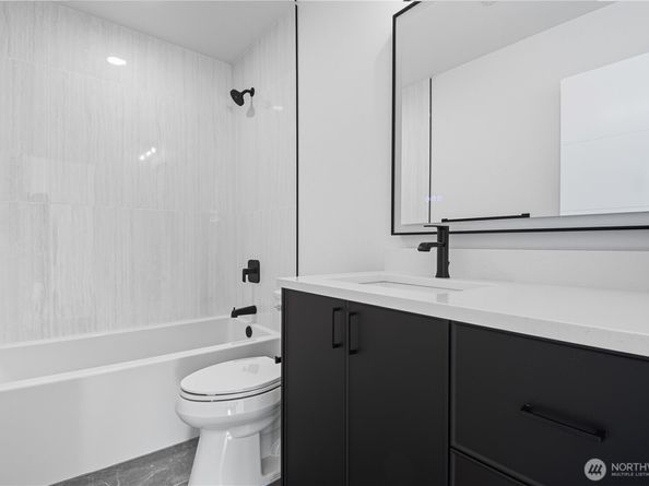 218 21st Avenue E, Seattle WA 98112