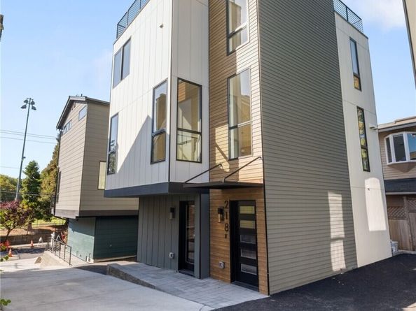 218 21st Avenue E, Seattle WA 98112