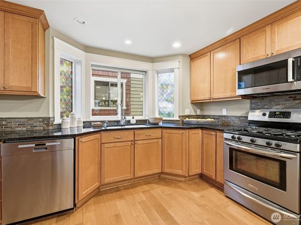 108 17th Avenue A, Seattle WA 98122