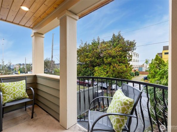 108 17th Avenue A, Seattle WA 98122