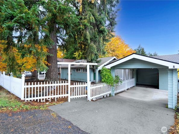 10271 148TH Avenue SE, Renton WA 98059