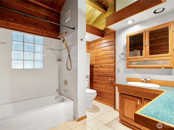 10271 148TH Avenue SE, Renton WA 98059