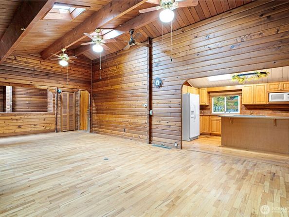 10271 148TH Avenue SE, Renton WA 98059