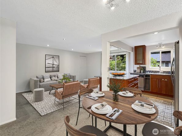 7909 218th Street SW 4, Edmonds WA 98026