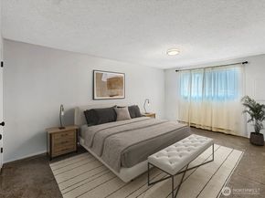 7909 218th Street SW 4, Edmonds WA 98026