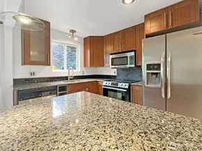 7909 218th Street SW 4, Edmonds WA 98026