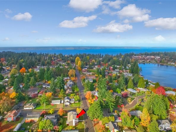 1229 SW 158th Street, Burien WA 98166