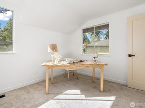 4204 243rd Place SE, Sammamish WA 98029