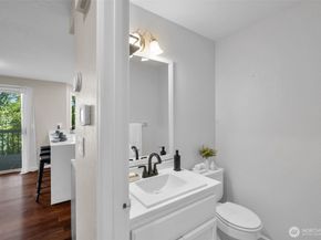 16808 119th Place NE, Bothell WA 98011