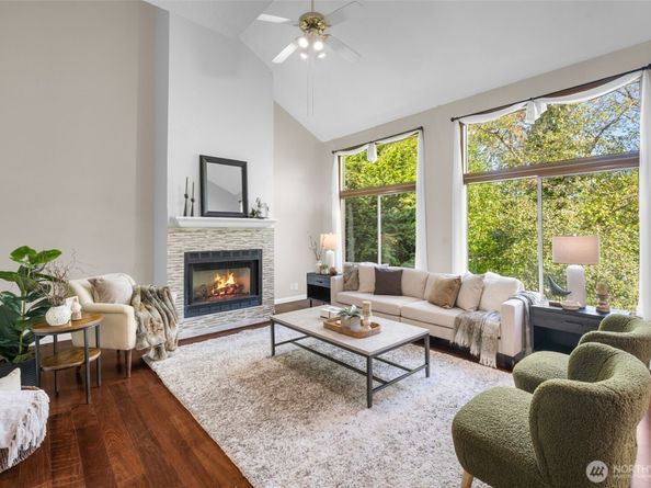 16808 119th Place NE, Bothell WA 98011