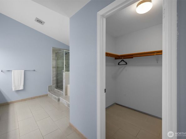 16808 119th Place NE, Bothell WA 98011