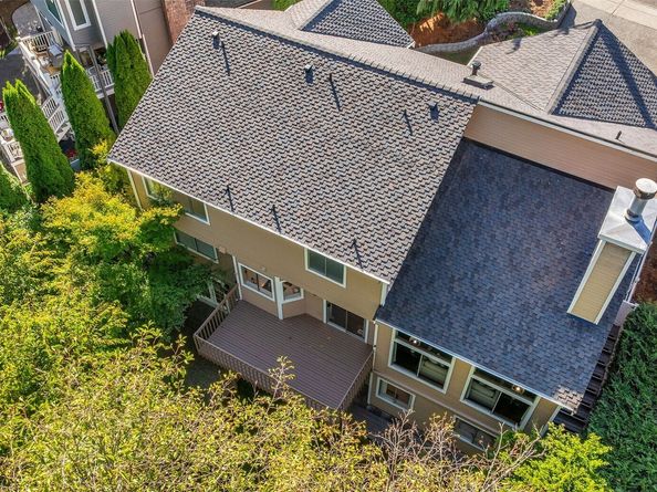 16808 119th Place NE, Bothell WA 98011