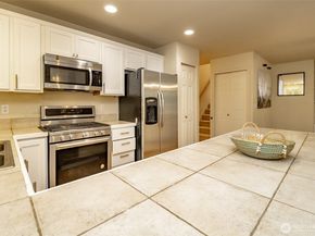 29918 49th Lane S 5, Auburn WA 98001