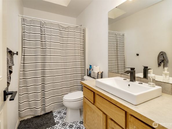 29918 49th Lane S 5, Auburn WA 98001