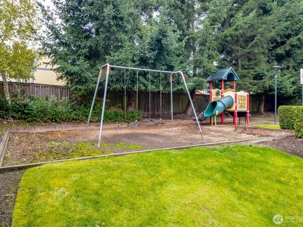 29918 49th Lane S 5, Auburn WA 98001
