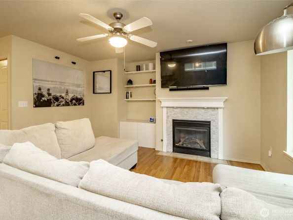 29918 49th Lane S 5, Auburn WA 98001