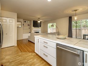 29918 49th Lane S 5, Auburn WA 98001