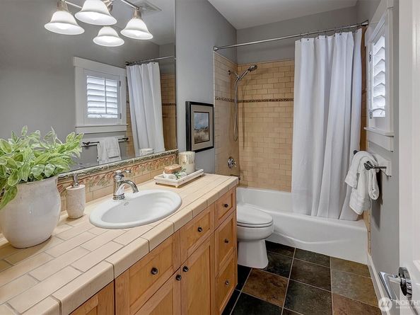 5214 243rd Place NE, Redmond WA 98053